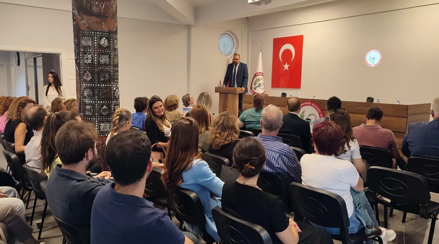Edirne Eczacı Odası Olağan Mali Genel Kurulunda Artık "Yeni Fakülte Açılmamalı" Vurgusu