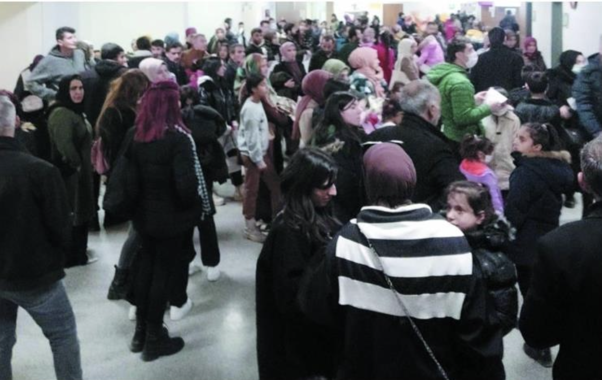 Van’da Hastaneler Doldu Taştı!