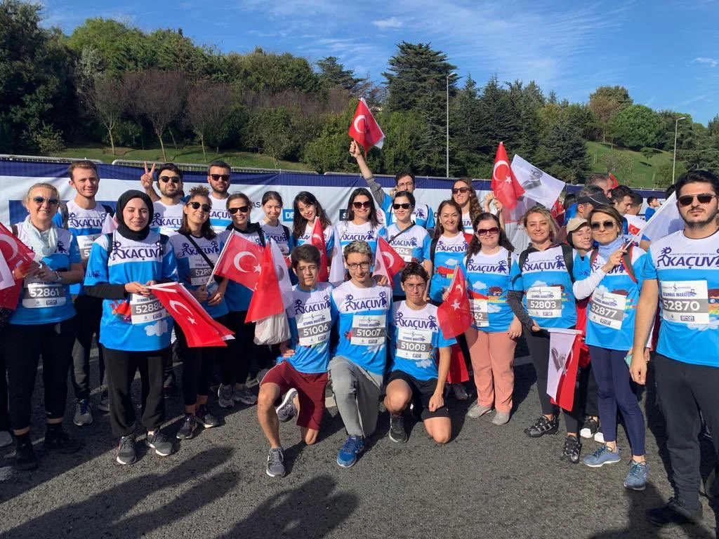 İstanbul Eczacı Odası Kanserli Çocuklara Umut Olmak İçin Koştu