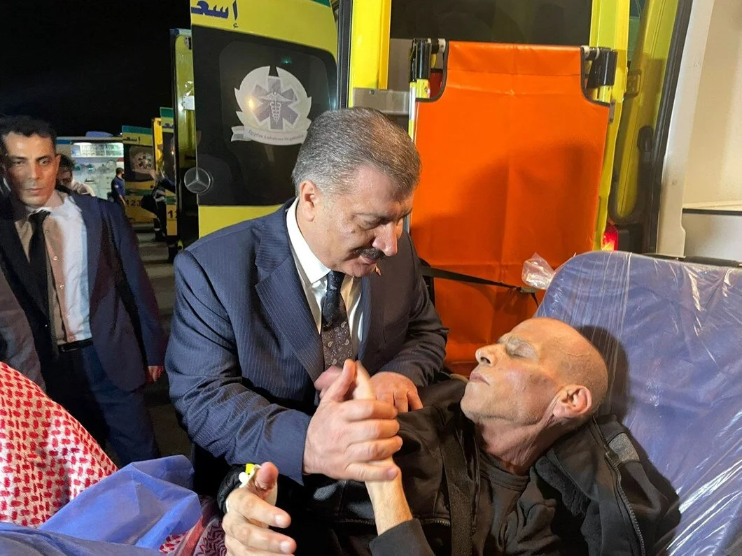 Gazze'deki Kanser Hastaları Türkiye'ye Getirildi!