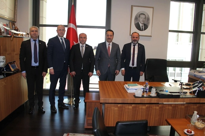 Türk Eczacıları Birliği’nden Cumhurbaşkanlığı İdari İşler Başkanlığı Ziyareti    